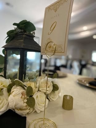 Elegant floral centerpiece